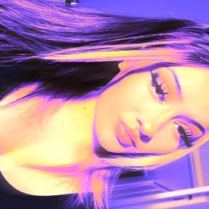 Meet your Posher, Hailey